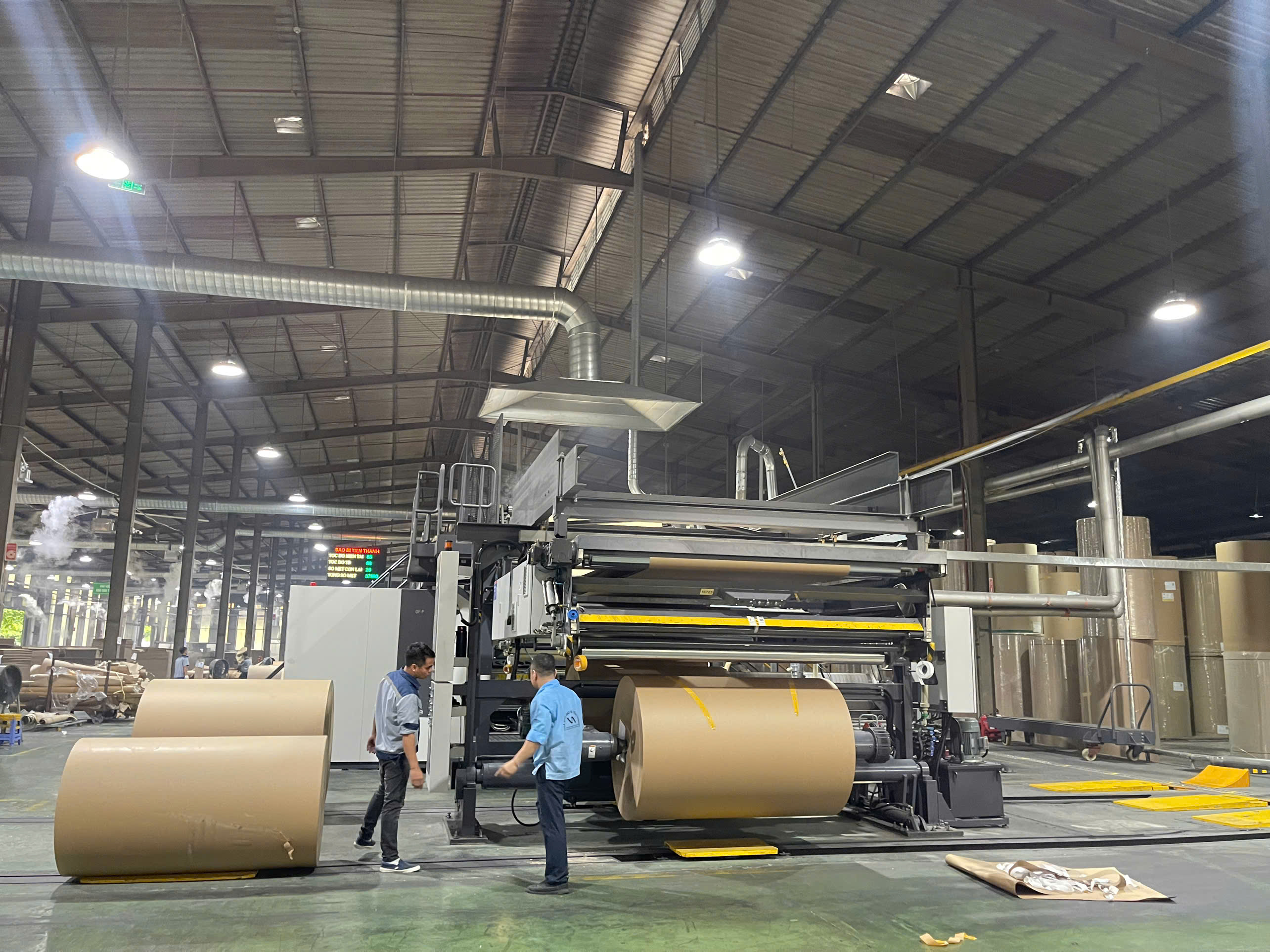 Đảm bảo tỷ lệ lỗi dưới 0.8% nhờ quy trình kiểm soát độc lập IQC - PQC - OQC tại Tiến Thành A&E